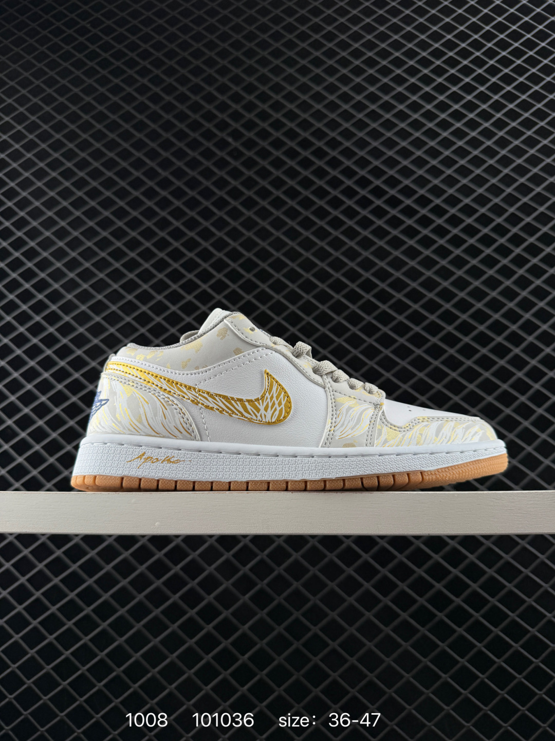 Nike Wmns Air Jordan 1 Low GS”Team Gold“